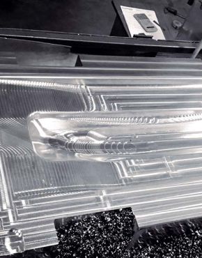 Realizzazione stampi per materie plastiche